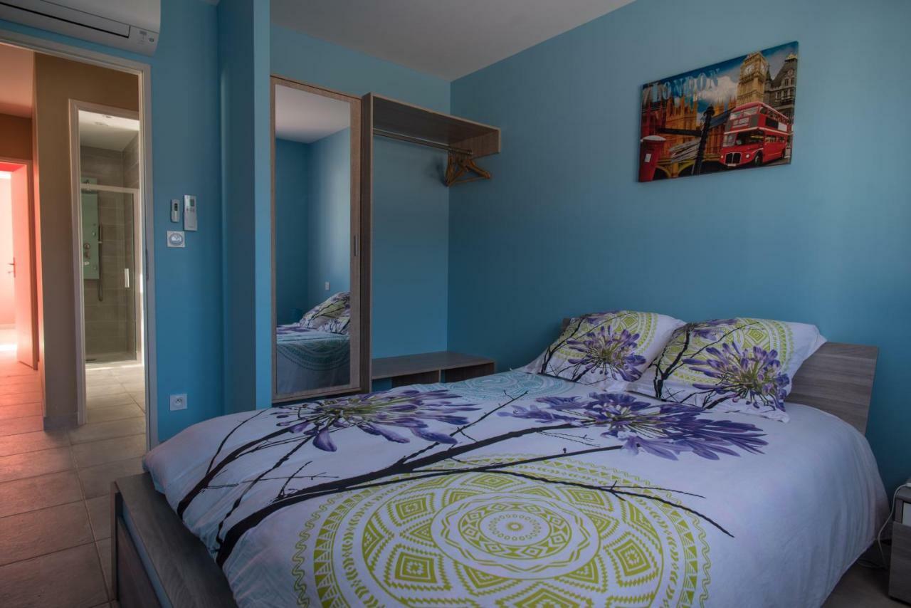 Les Gîtes De Yayou Pézenas Extérieur photo